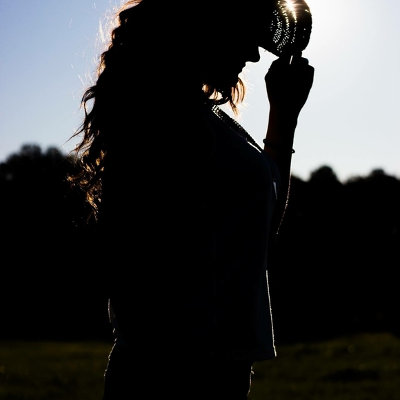 Meet your Posher, Megan - Picture 4 of 16